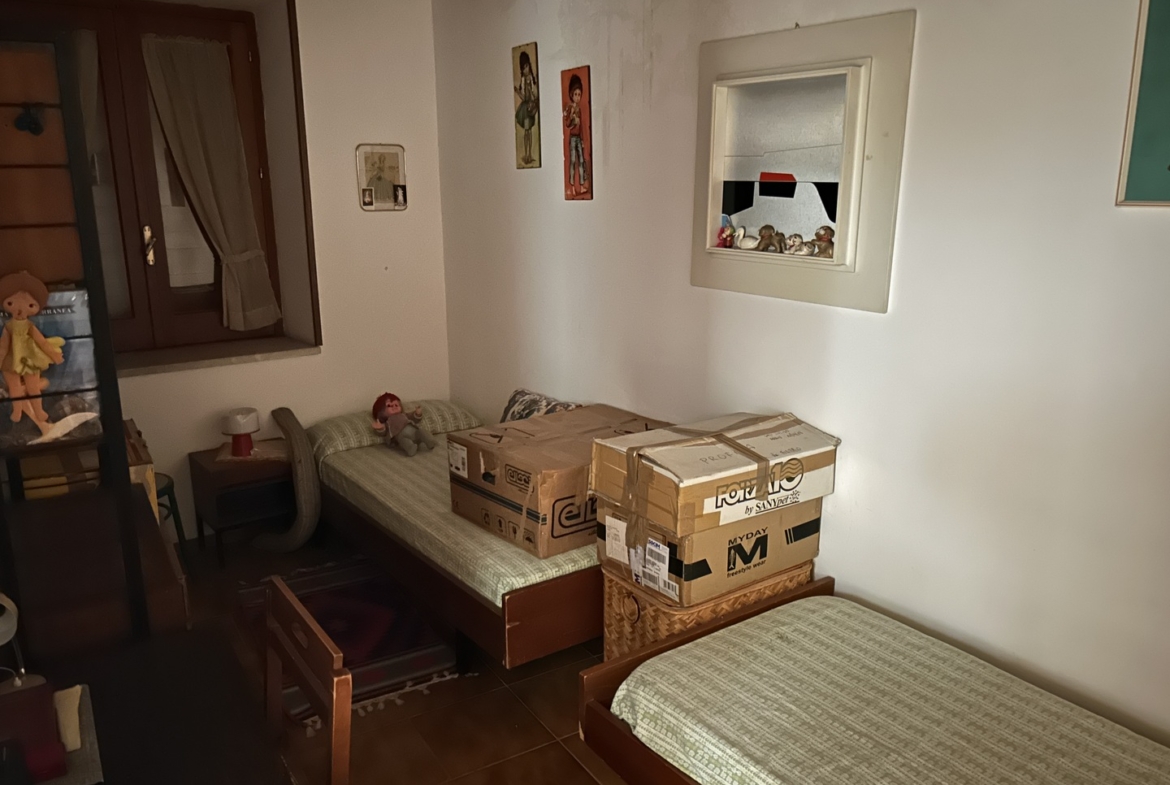 Edificio in muratura con accesso indipendente