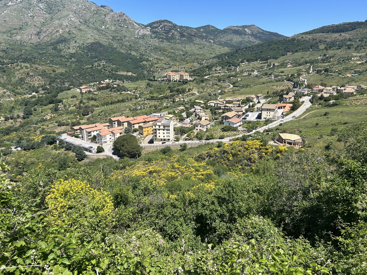 IMG_9603 Rudere con annesso terreno di 4 ettari