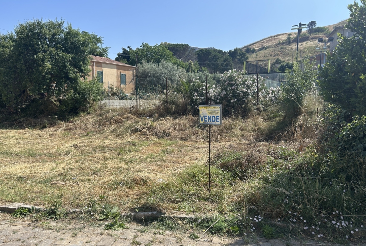 Lotto di terreno edificabile