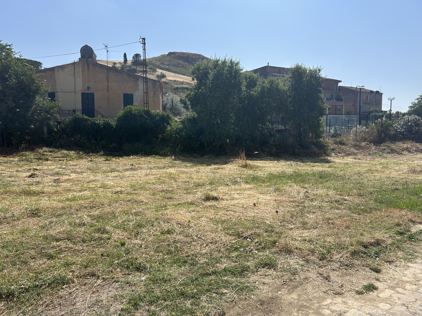 lotto di terreno edificabile ad alimena