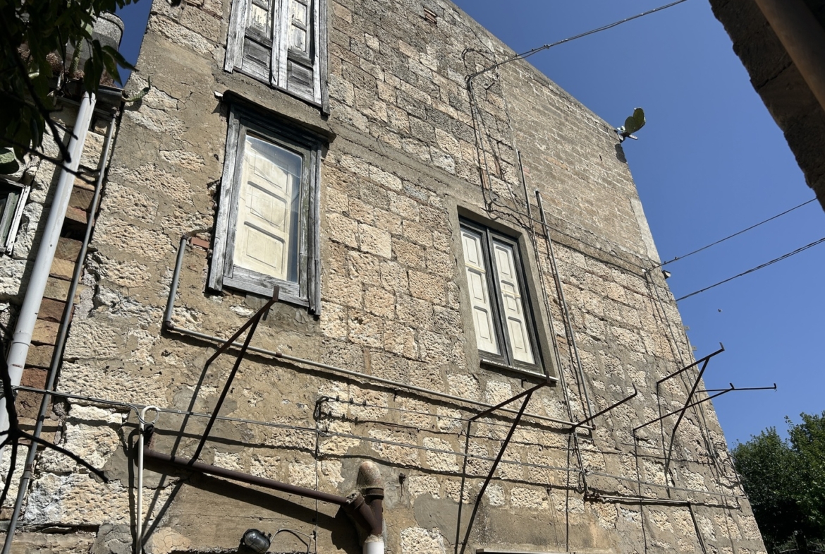 Casa di paese con terrazza