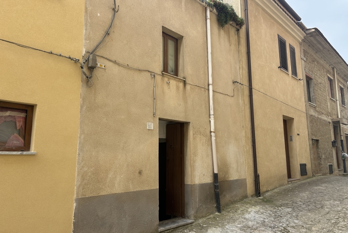Fabbricato indipendente in muratura