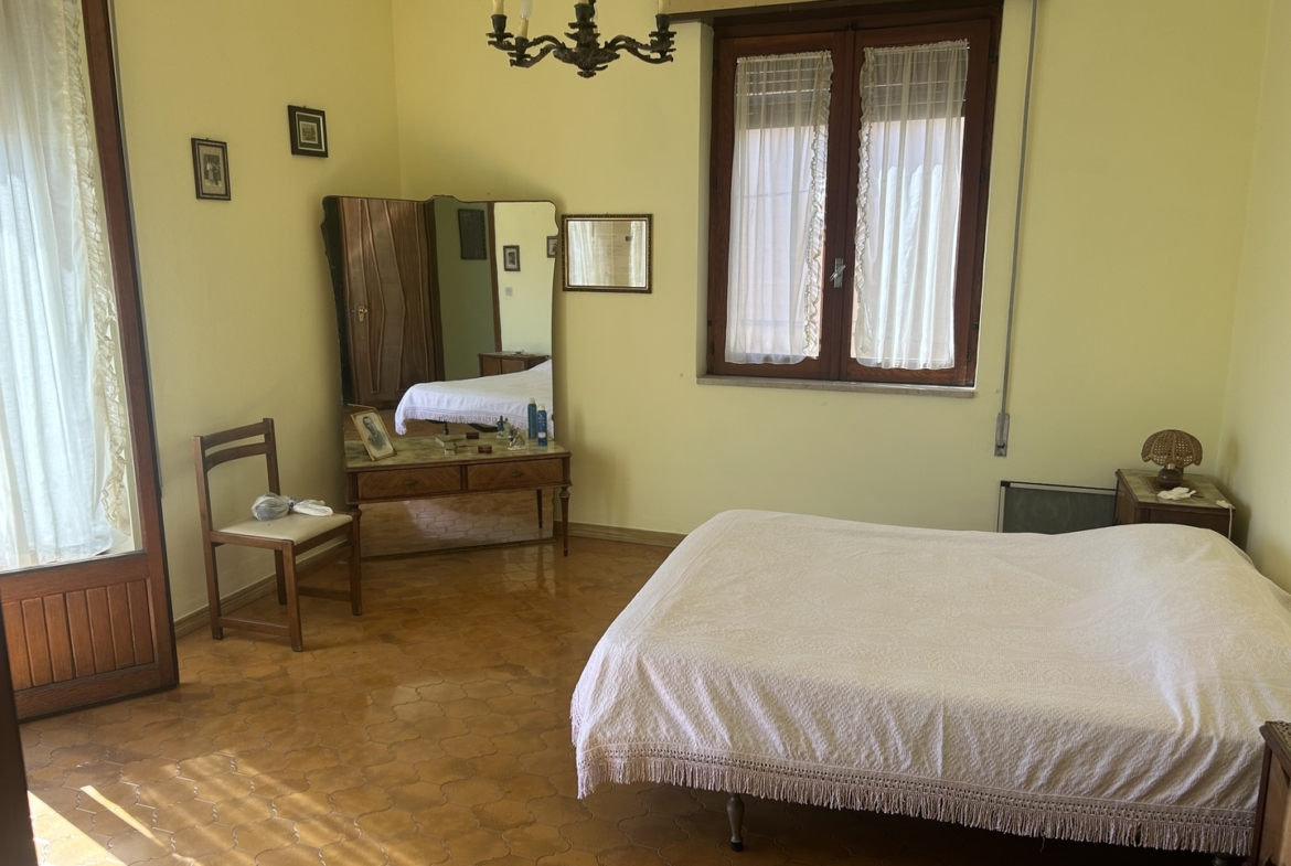Casa in muratura con terrazza