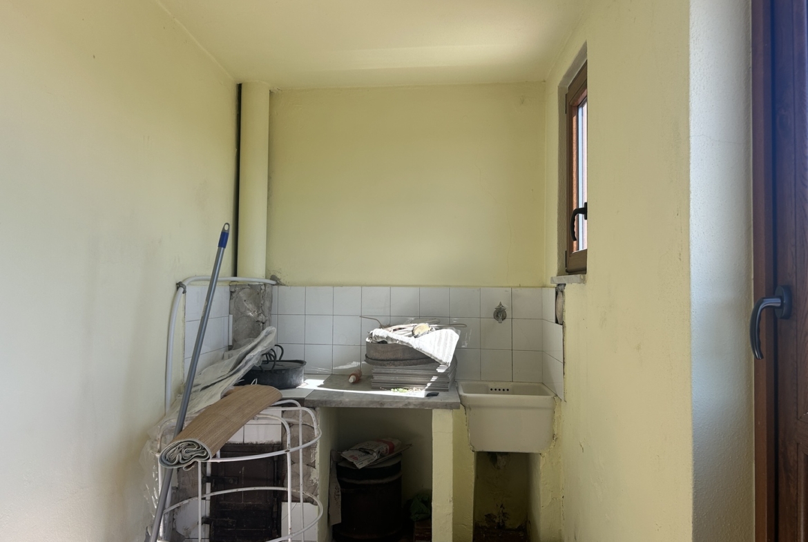 Casa in muratura con terrazza