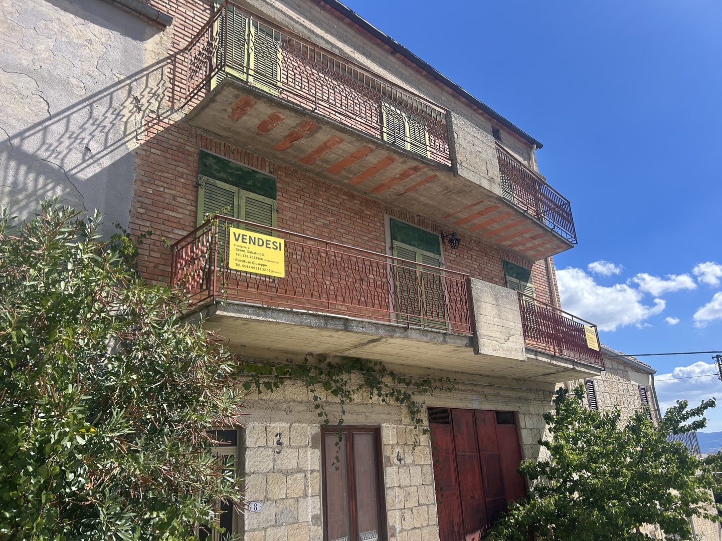Casa in muratura indipendente con garage