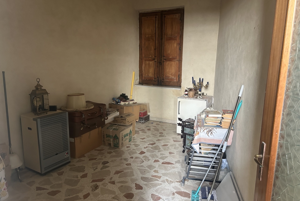 Casa in muratura indipendente con garage