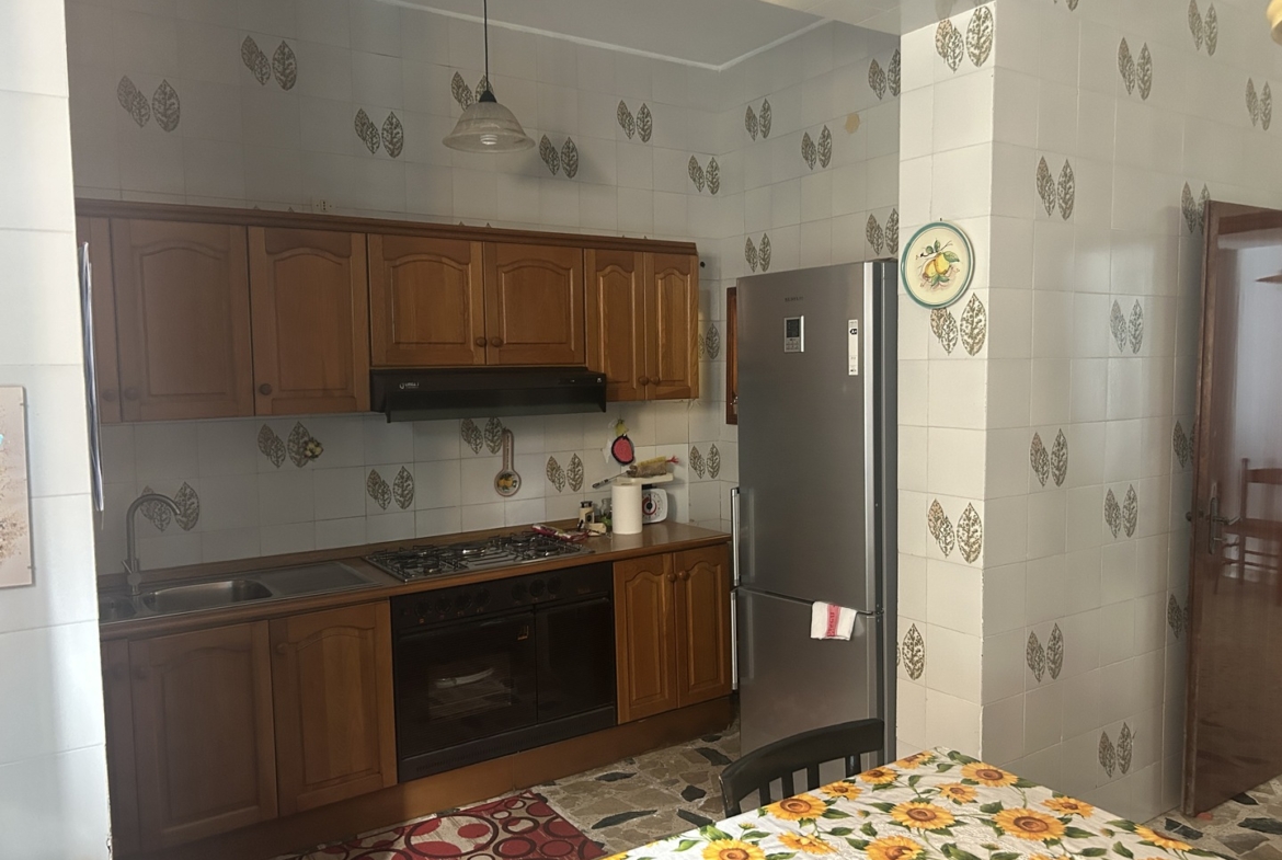 Casa indipendente con garage