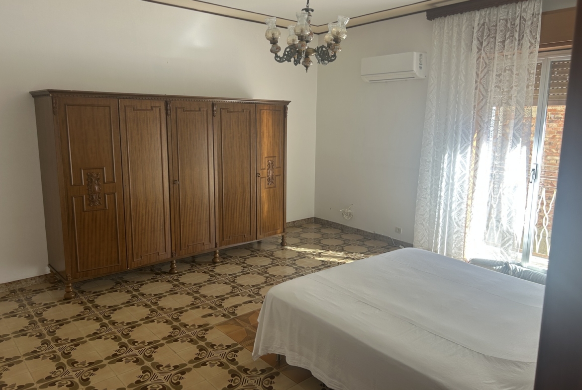 Casa indipendente con garage